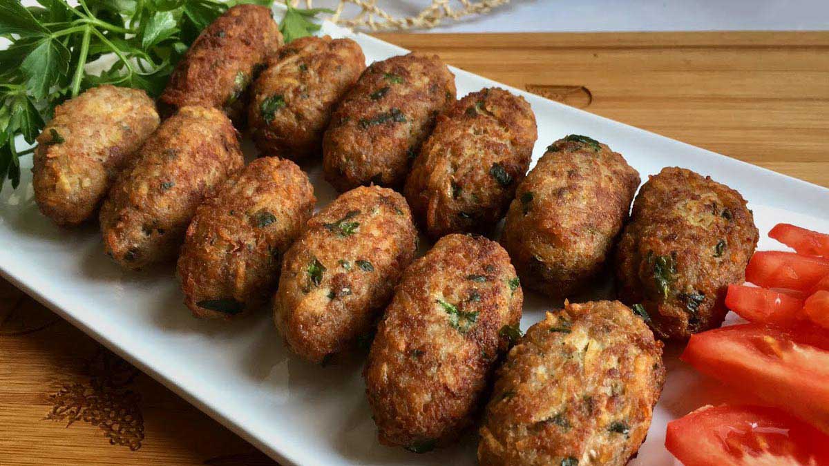 Kadınbudu Köftenin Detaylı En Genel Tarifi