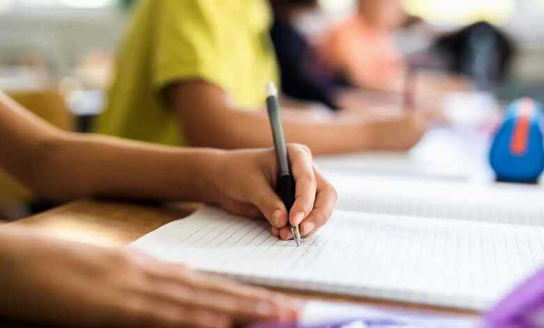 Ters Elle Yazı Yazmak Beyni Nasıl Uyarır?